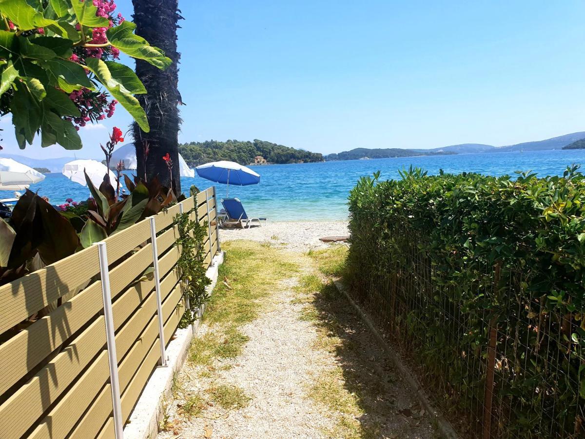 Daglas Seaside Studios Nydri  Eksteriør billede